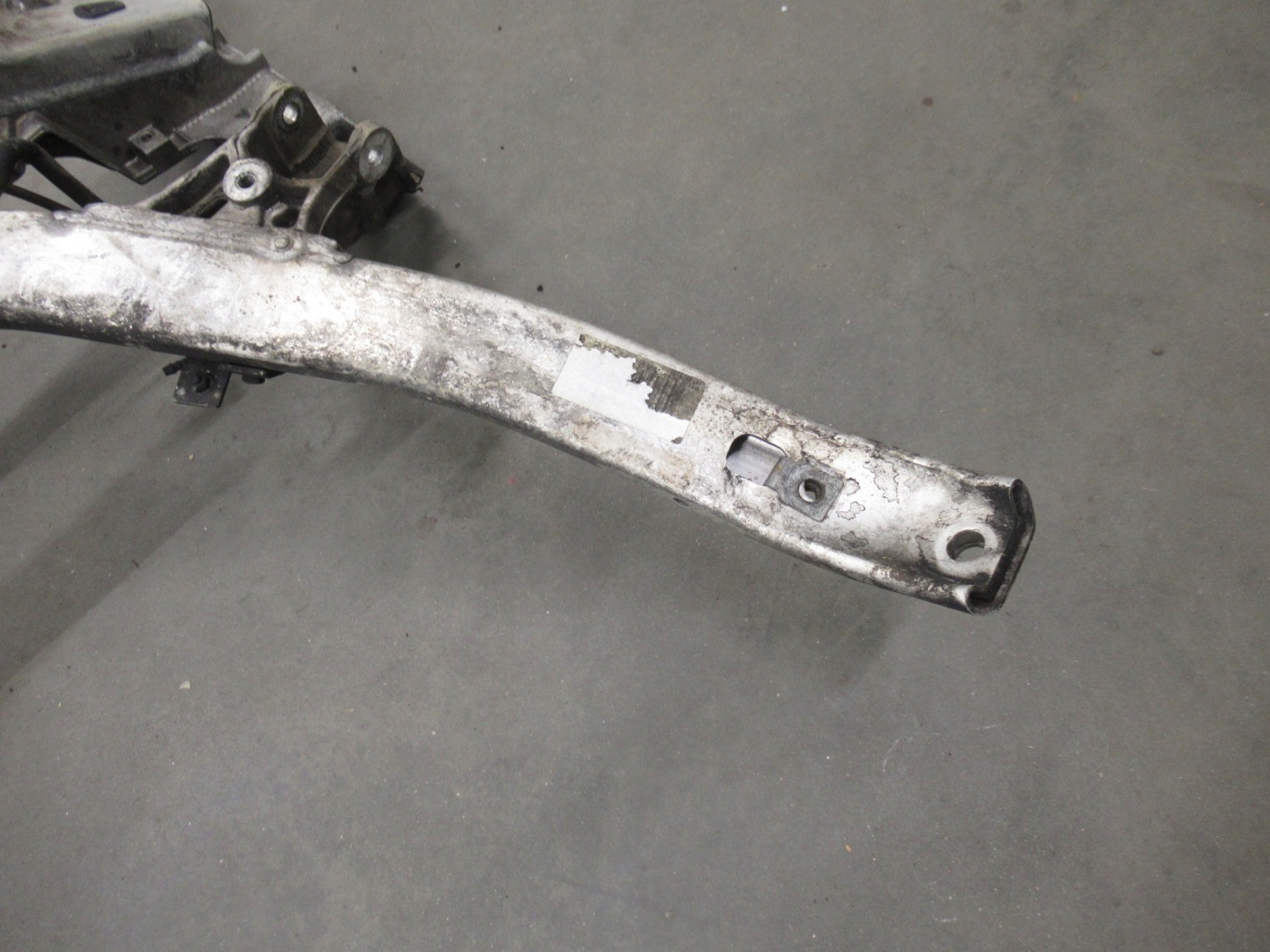 Lawa front axle beam below engine suspension beam BMW E60 E61 E63 E64