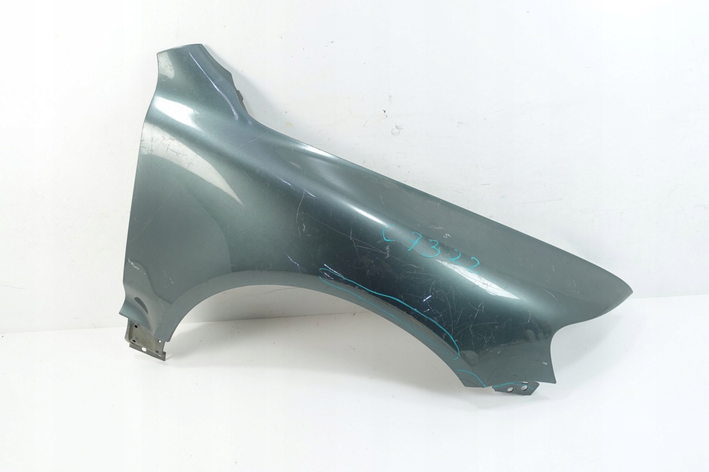 fender right front front VW TOUAREG 7L6821106B
