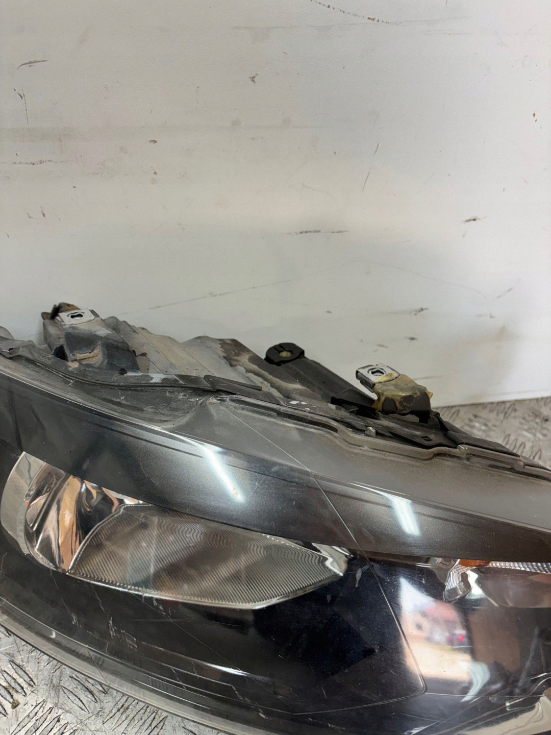 REFLEKTOR light right VW POLO 6R 09