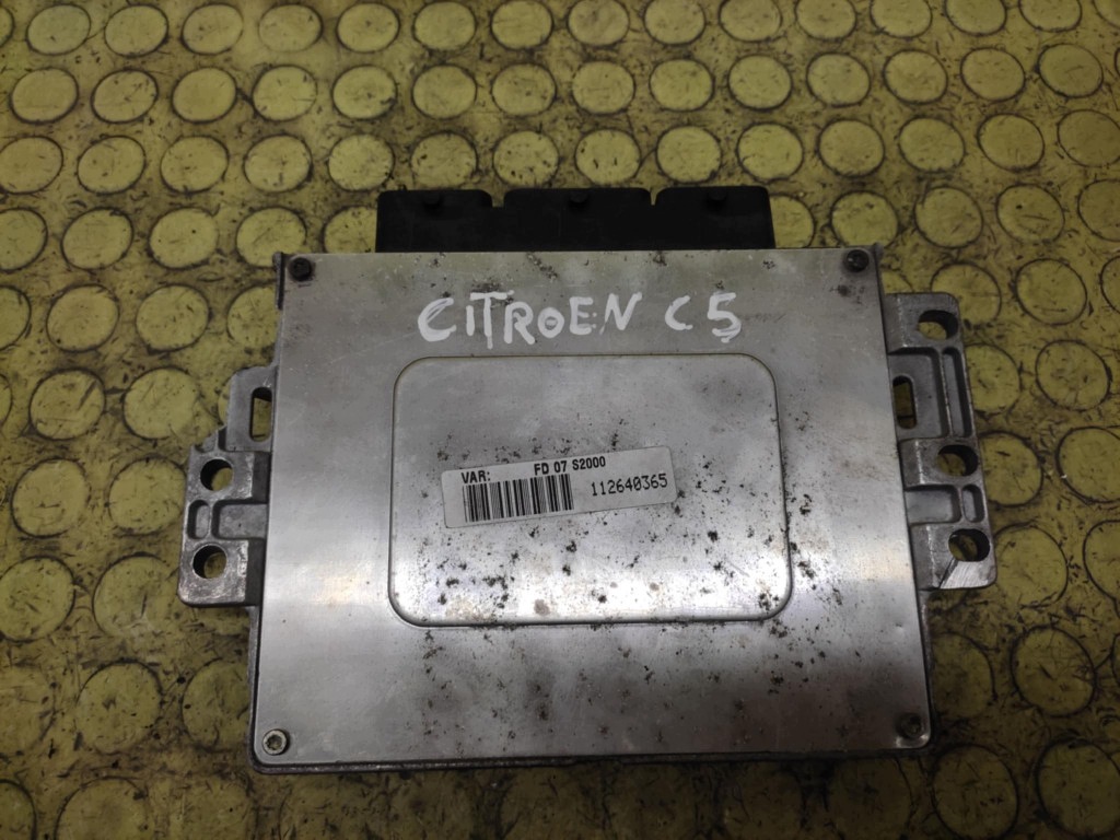 CITROEN C5 control unit of the engine 9643915380