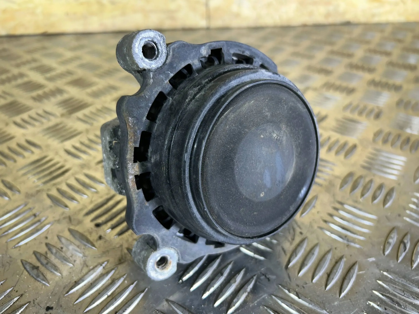 console / engine mount right BMW 4 F32 F33 2015 6787658