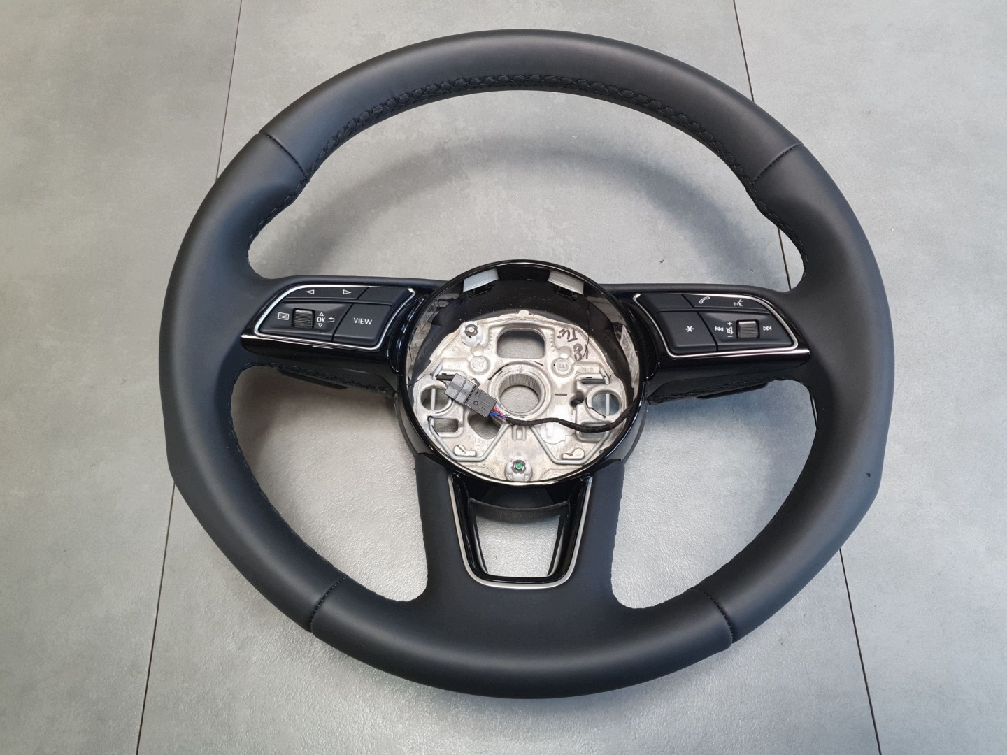 Audi A3 8Y lenkrad Leder multi 82A419091AA
