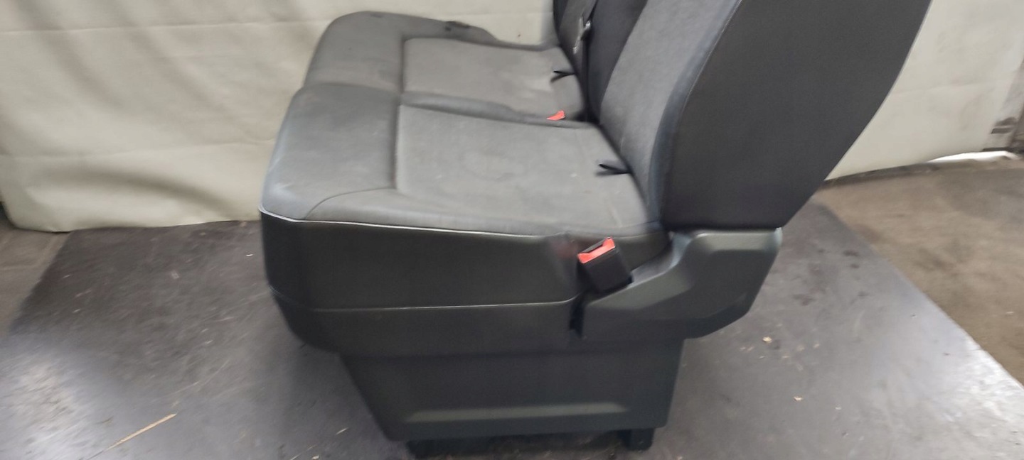Lawka Sitz dwojka VW Crafter II 7C0