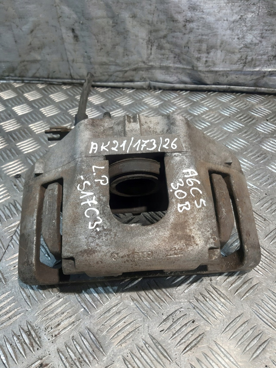 Audi A6 C5 Lift 3.0 V6 caliper brake front left ATE