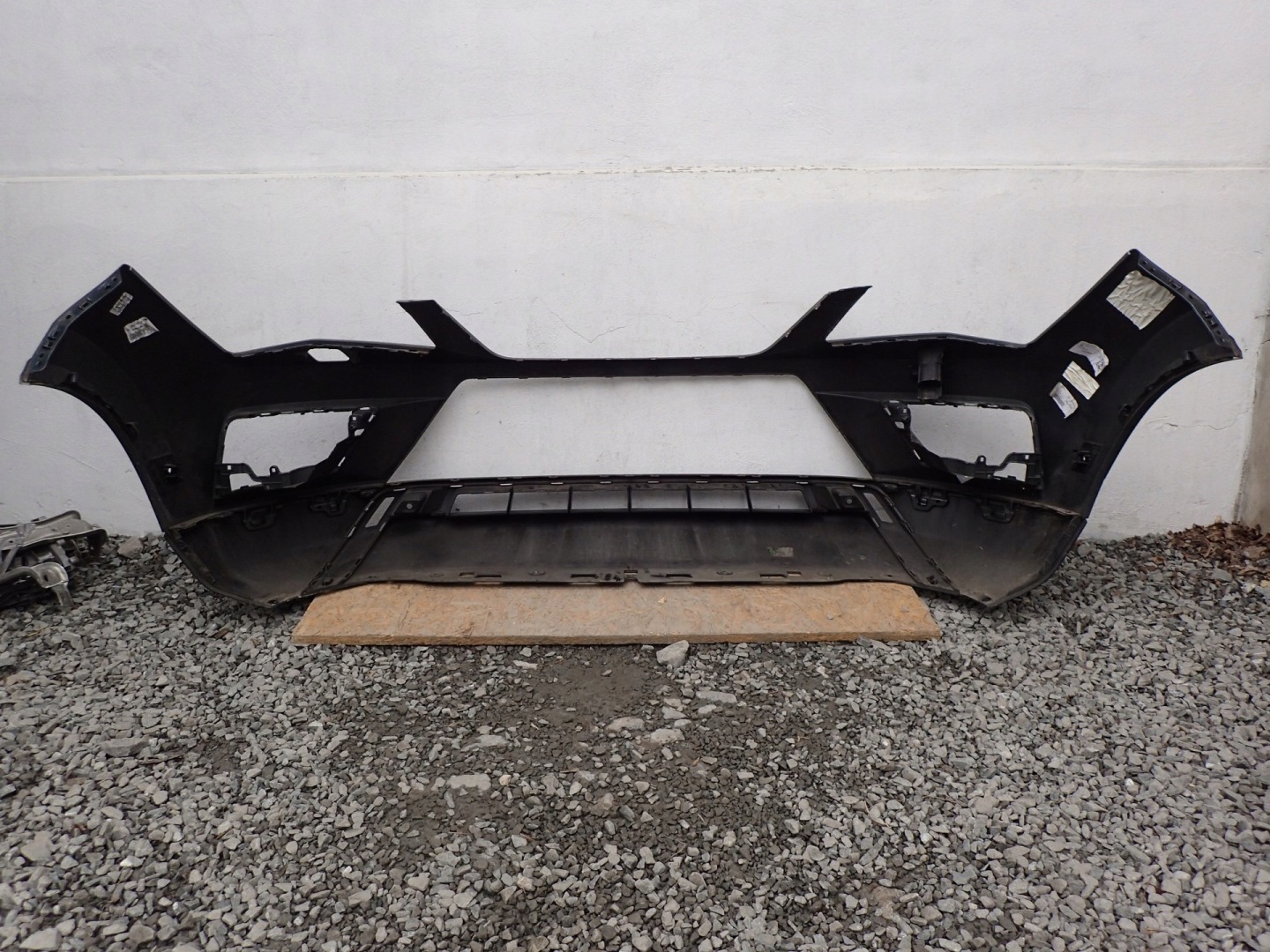 bumper front front SEAT ATECA 575 2016-2020R