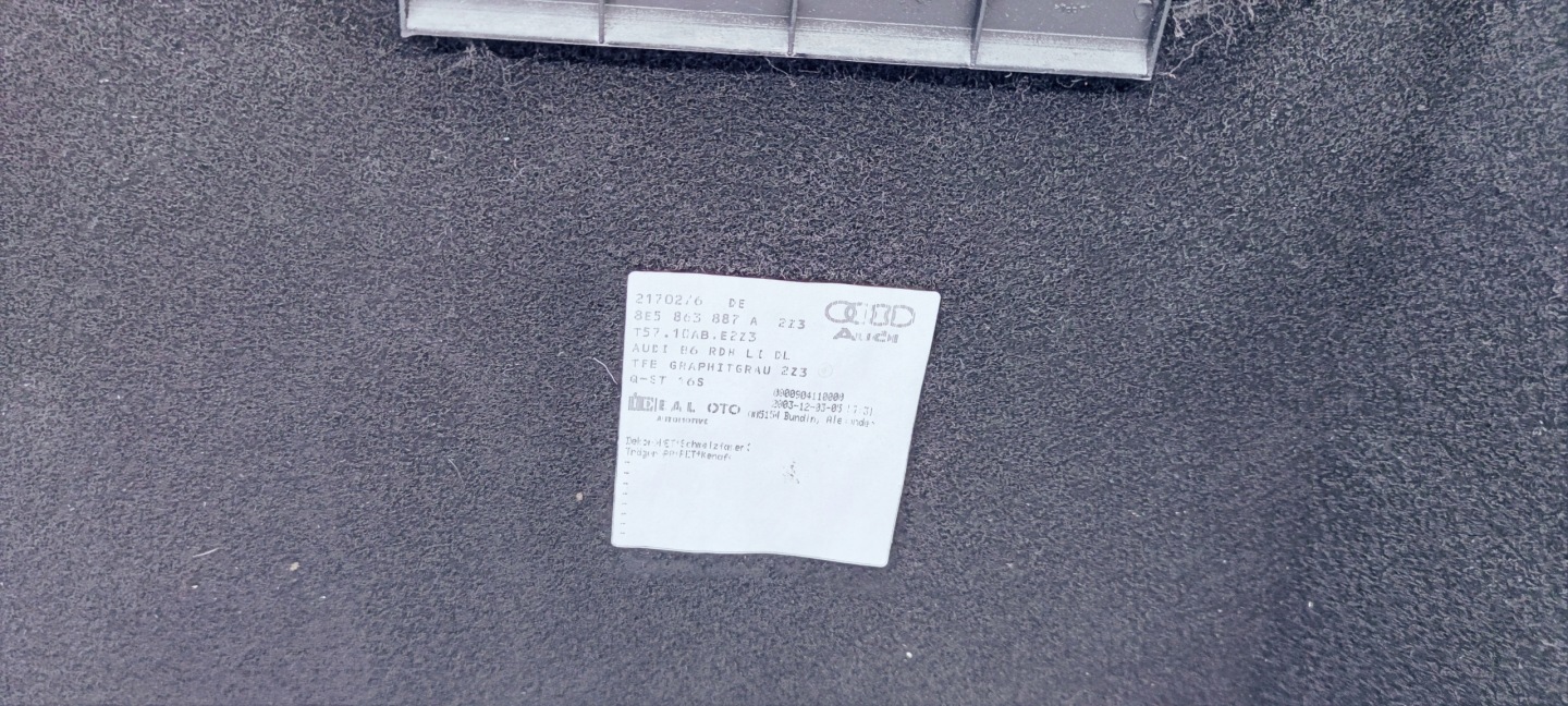 boot upholstery AUDI A4 B6 8E0863887A