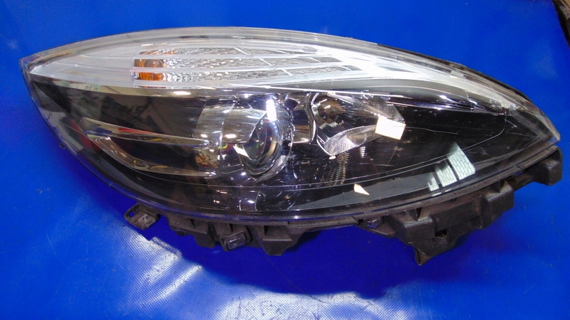 light right front EU RENAULT SCENIC III LIFT 13-16 ROK