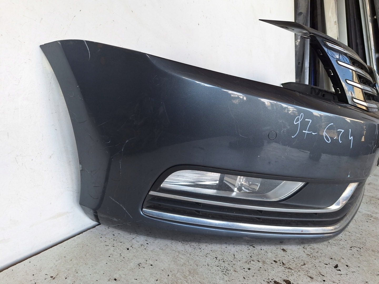 VOLKSWAGEN PASSAT B7 10-14 bumper + PDC