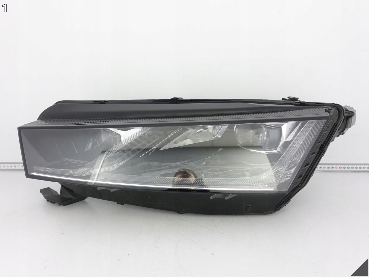 SKODA OCTAVIA IV 4 5E4 20-23 light FULL LED CRYSTAL LIGHTING left front EU