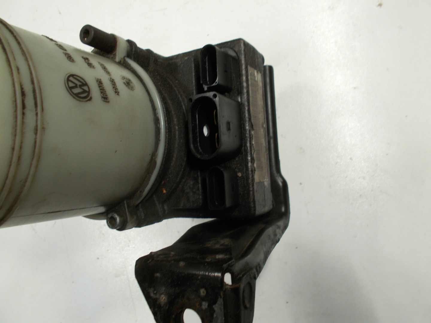servo pump electrical VW SKODA 6Q0423155AA A5091960+G 6Q04233671A