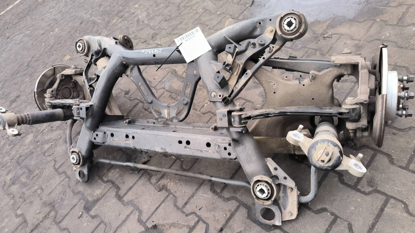 träger / Achsträger heck VOLVO V60 II