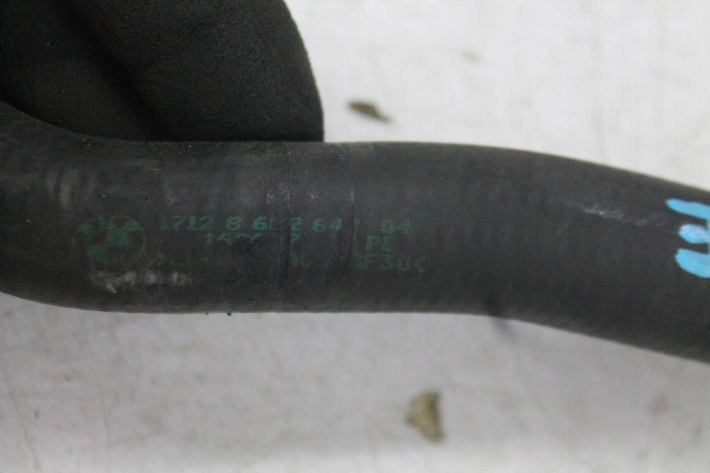 cijev prijenos vode 8602642 BMW G30 G31 530E 17