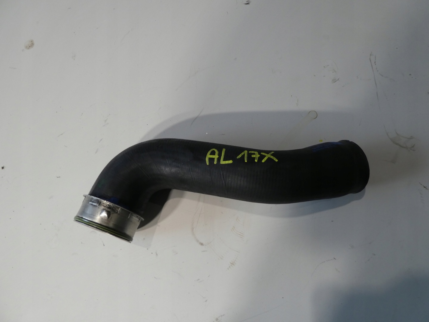 trouba intercoolera VW TIGUAN 5N0145832E