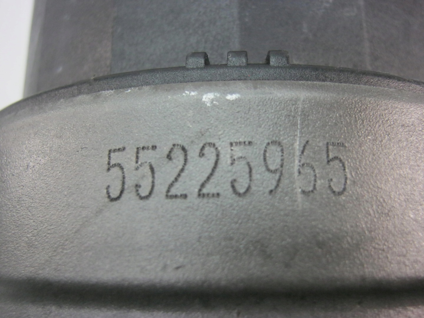 Ölfiltergehäuse SUZUKI SWIFT 1.3 DD 55225965
