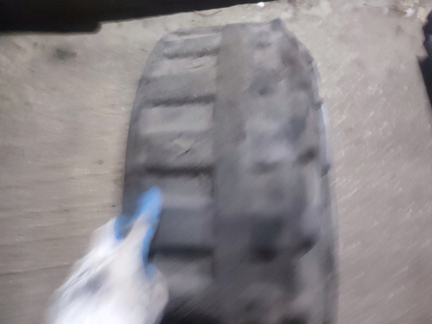mudguard right rear part right rear. volvo s60