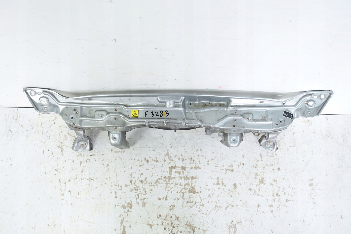 ALFA ROMEO 147 2000- pillar sider upper OKULAR of a bumper front N8933