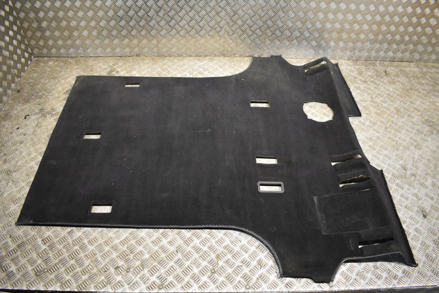 IDEALNY carpet mats MERCEDES W463 1