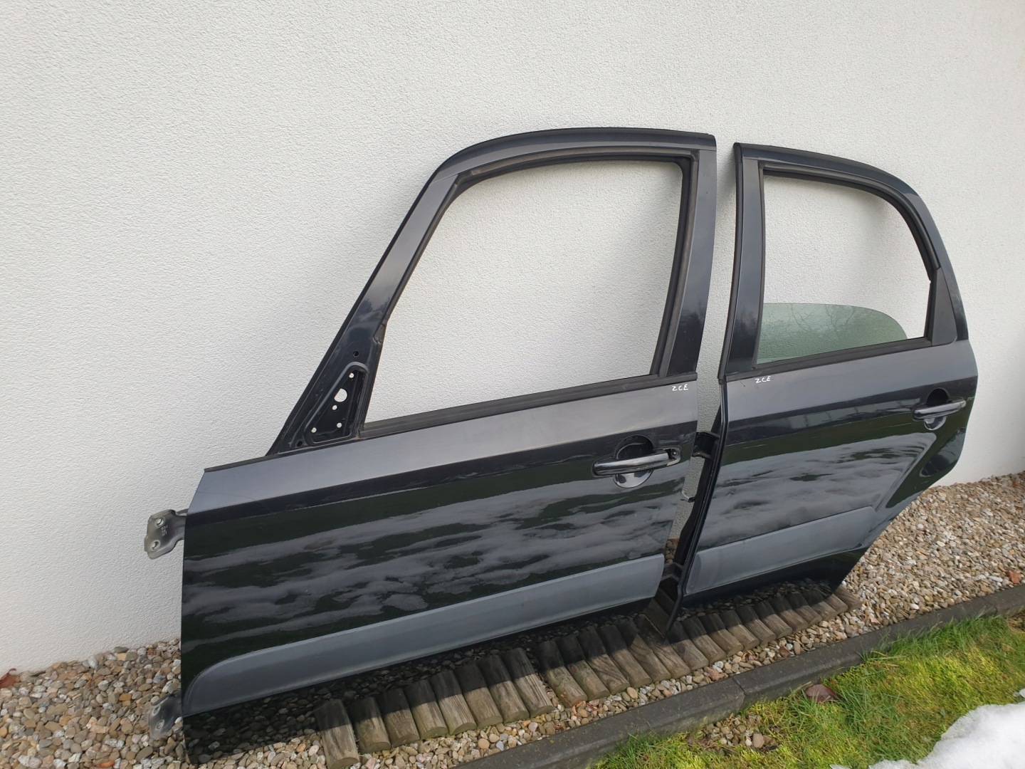 Tür links SUZUKI SX4 2006-2013 GORLICE ZCE