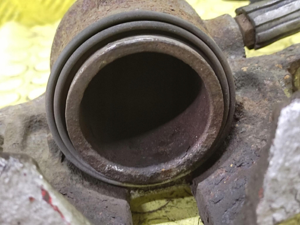 MERCEDES W168 caliper brake left front