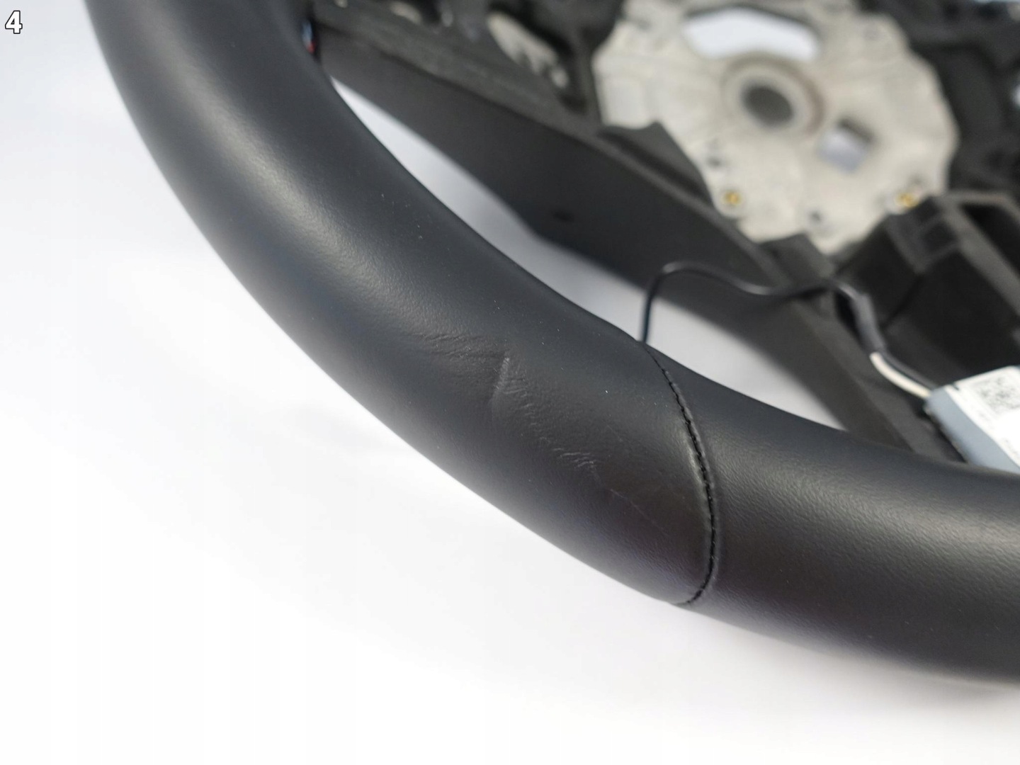 BMW M3 M4 G80 G82 G83 COMPETITION steering wheel, leather NIC CZERWONO-blue