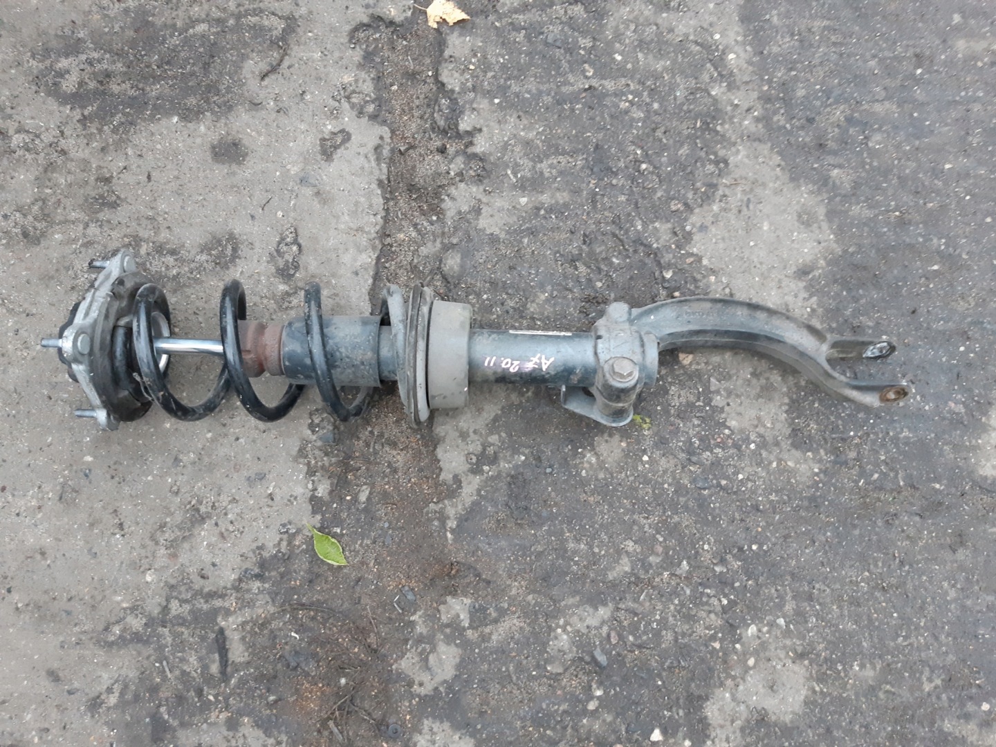 AUDI A7 4G 3.0 TDI shock absorber MCPERSON left right front 4G8031F