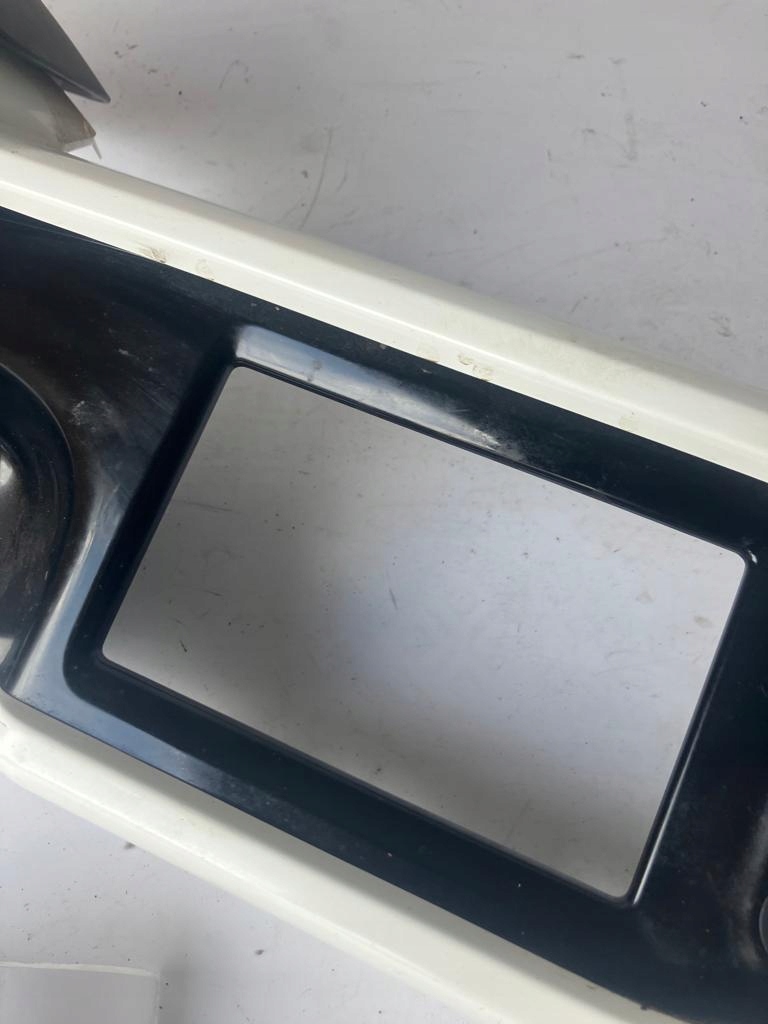 Châssis Navigation DEKOR Console TWINGO III