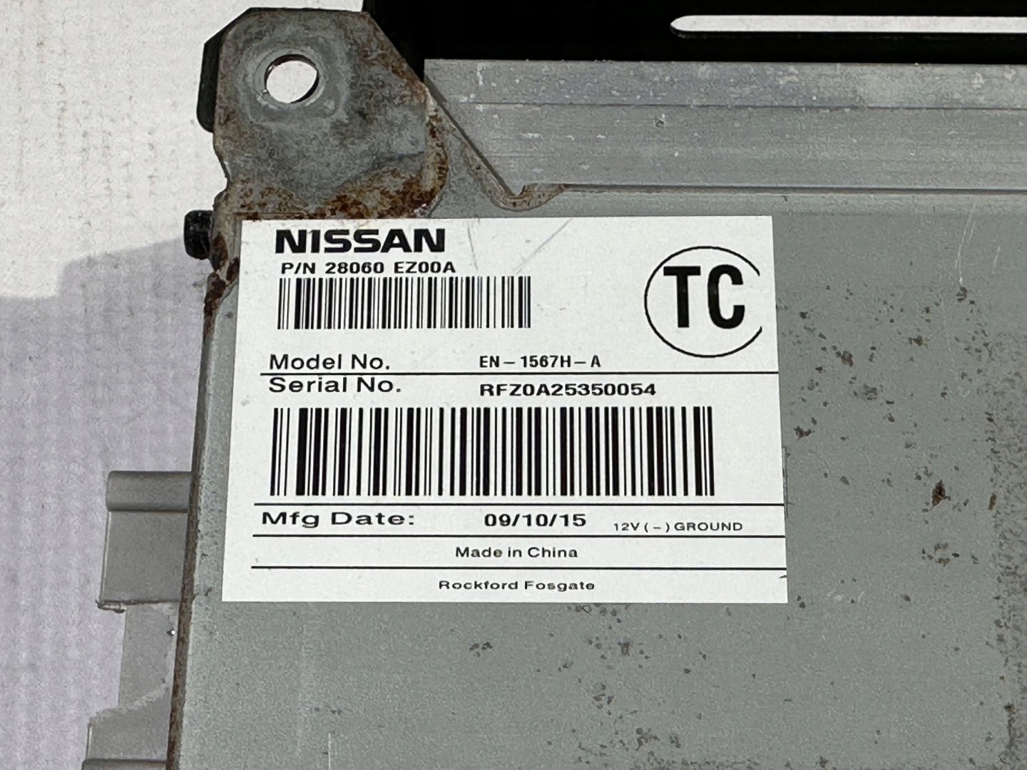 amplifier module audio dzwieku Nissan Titan 2016+