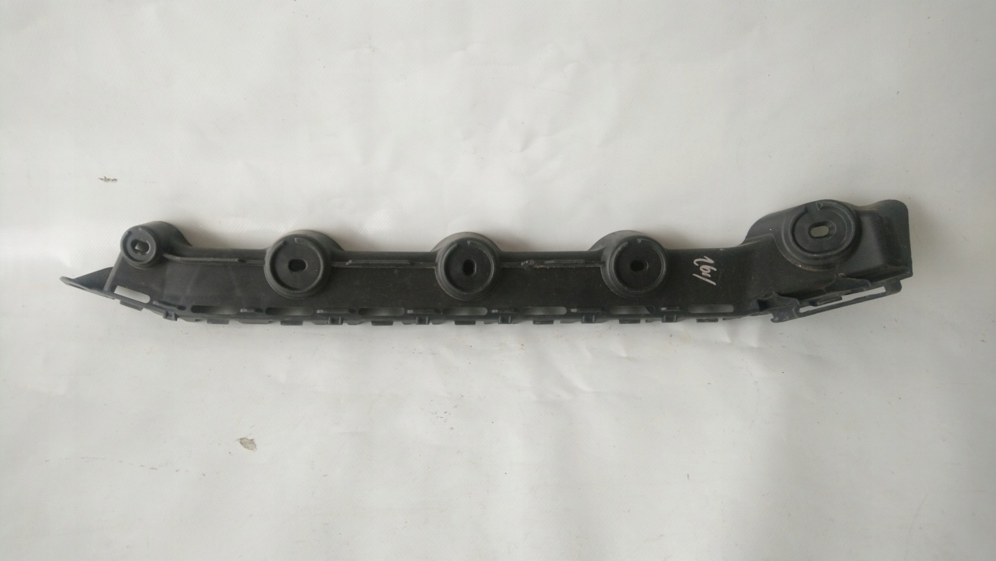 bumper bracket left rear part FABIA III KOMBI 6V9807393