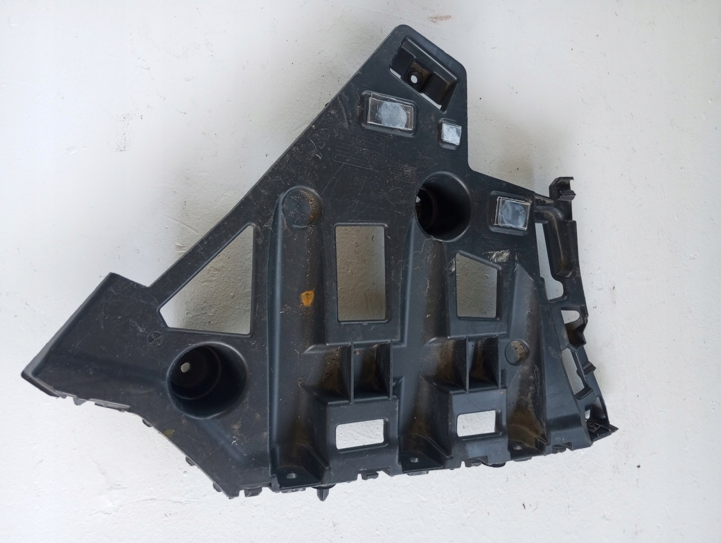 bumper bracket rear part CITROEN C4 III 9840811580 9840811480