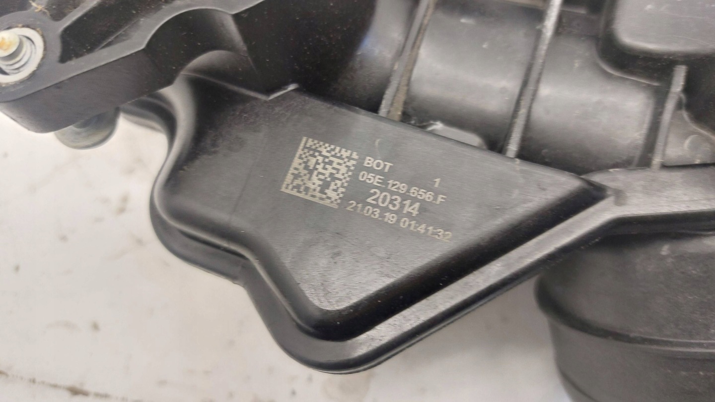 VW GOLF VIII ATECA KAROQ OCTAVIA IV 1.5 TSI REZONATOR pipe air 05E129