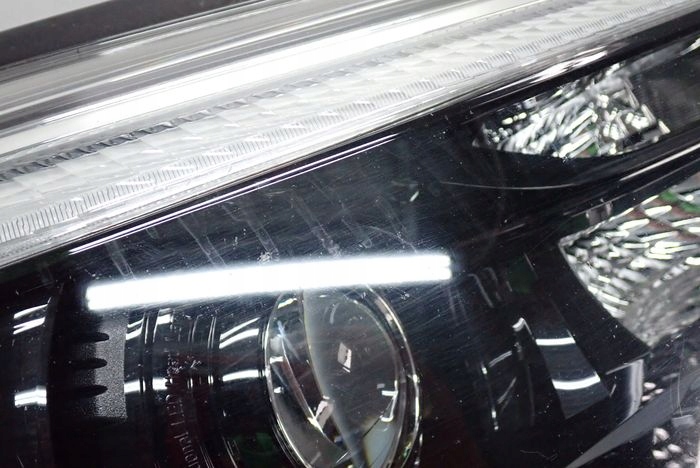 SUBARU FORESTER V 18- reflektor right light right 100-6045E