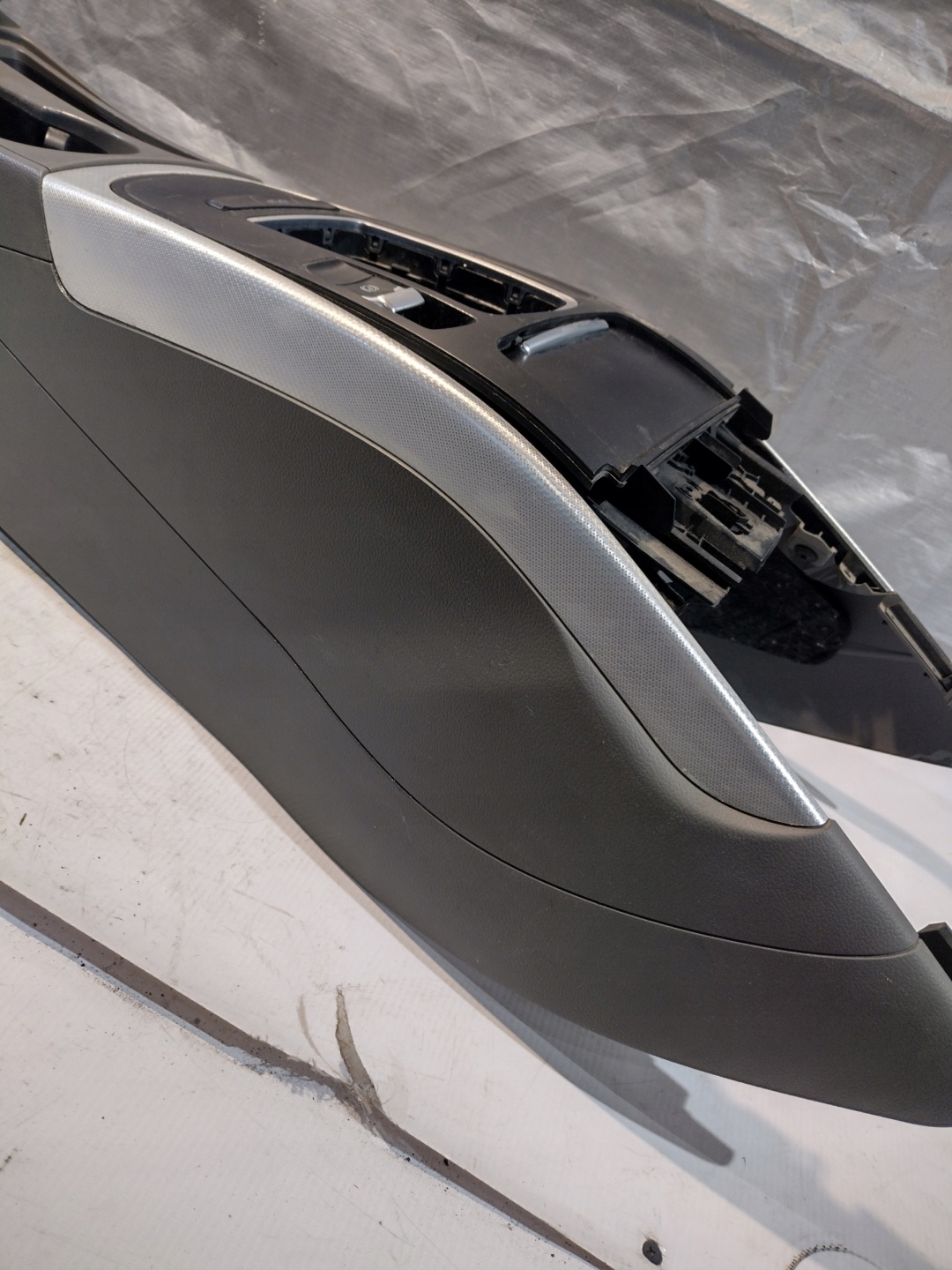 Tunel central armrest Audi A4 B8 ANGLIK OE 8K0864981