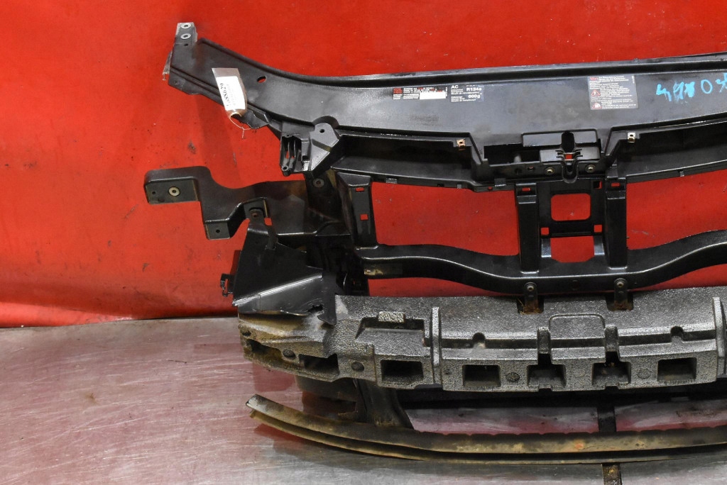 support panel for radiators pillar sider lock VW PASSAT B6 2.0 TDI 140 KM 05-10