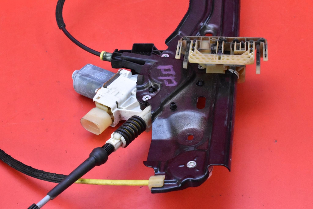window regulator right front EU 7182086 BMW F02 LONG 08-12