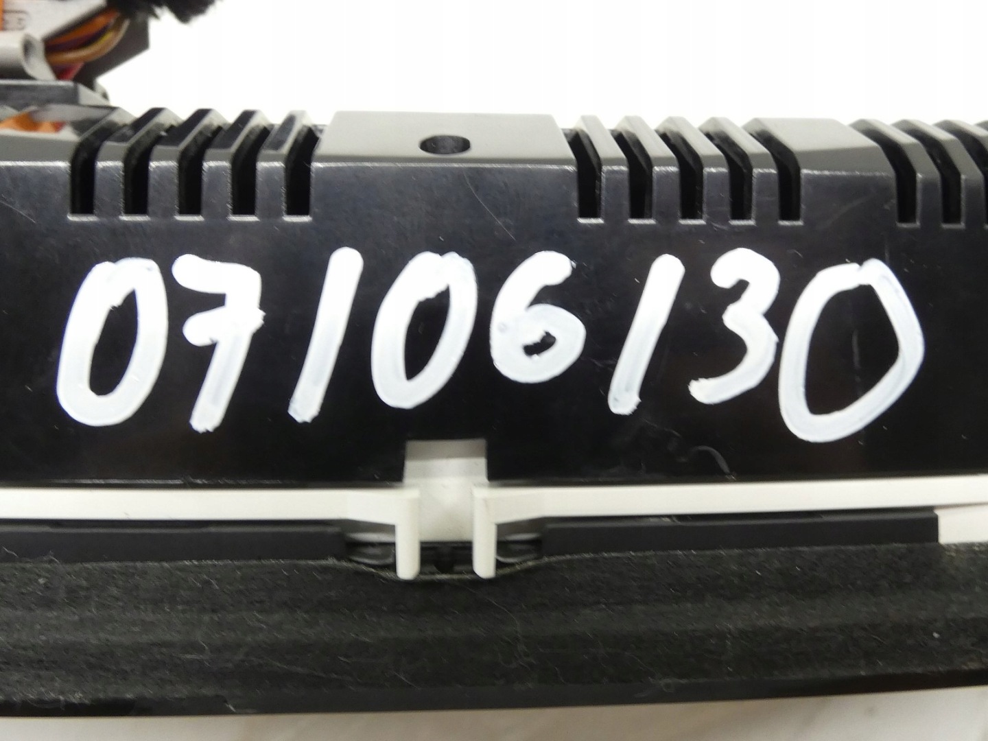 dials dials display AUDI Q5 8R 2.0 TDI CGL 8R0920981 UK