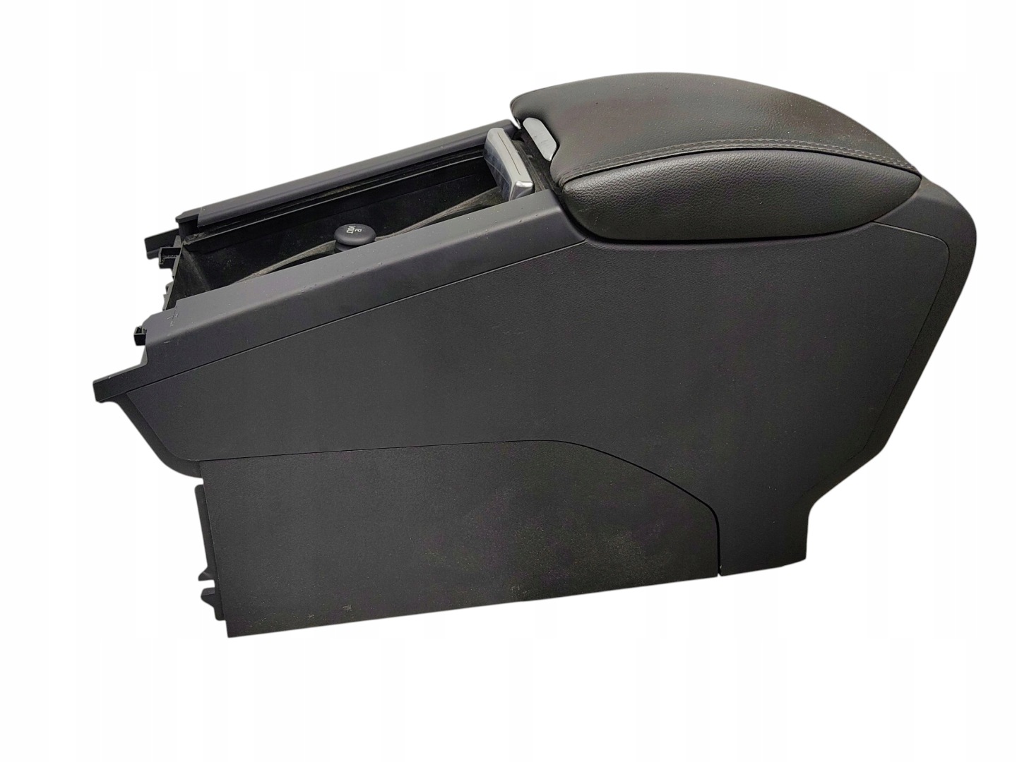 TUNEL central armrest VOLVO S60 II LIFT (2013-2018)