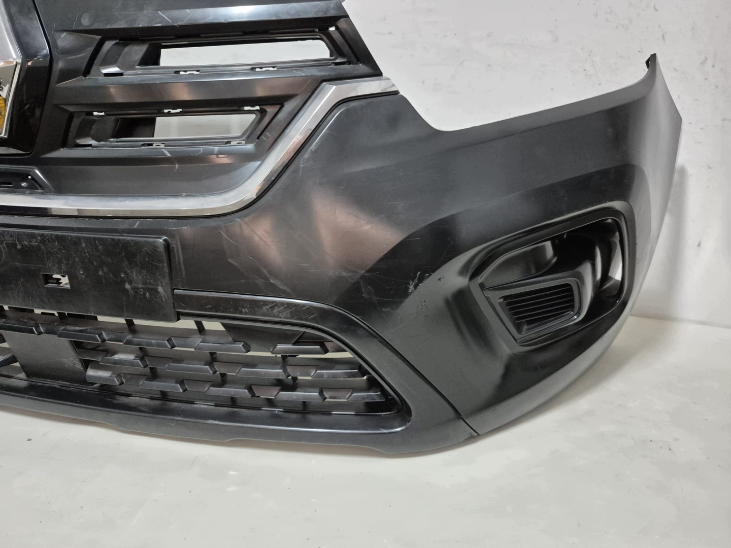 RENAULT KANGOO IV E-TECH 21- bumper front front complete 620225984R