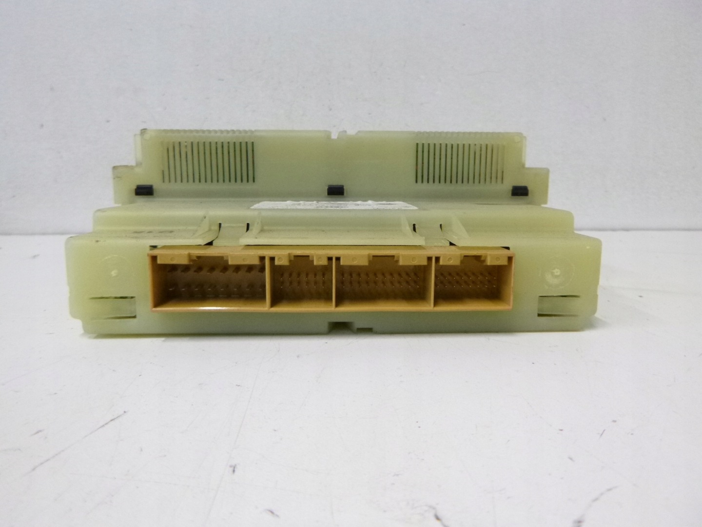 UNITE COMMANDE CLIMA BOUCHES BUSES VW PASSAT B5 98R.