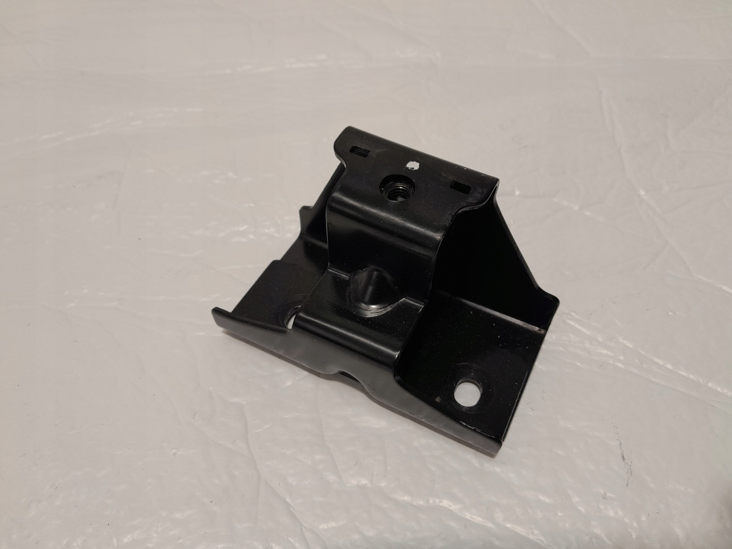 AUDI Q5 80A holder of the floor boot left 80A813985B