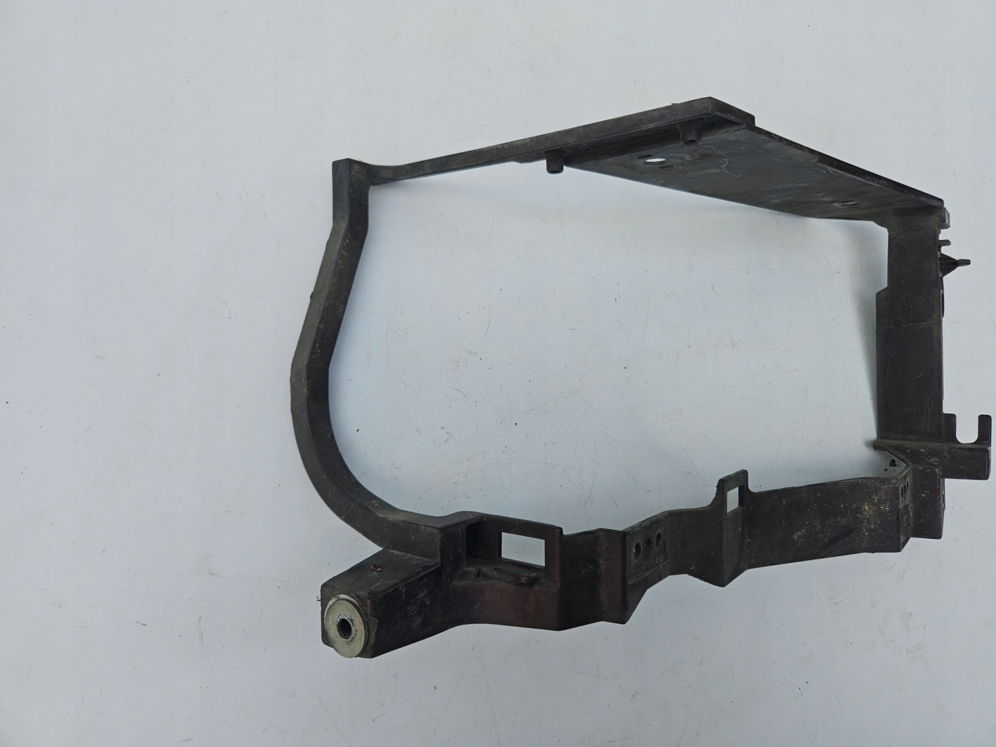 OKULAR right holder lights PRAWEJ AUDI V8 D11