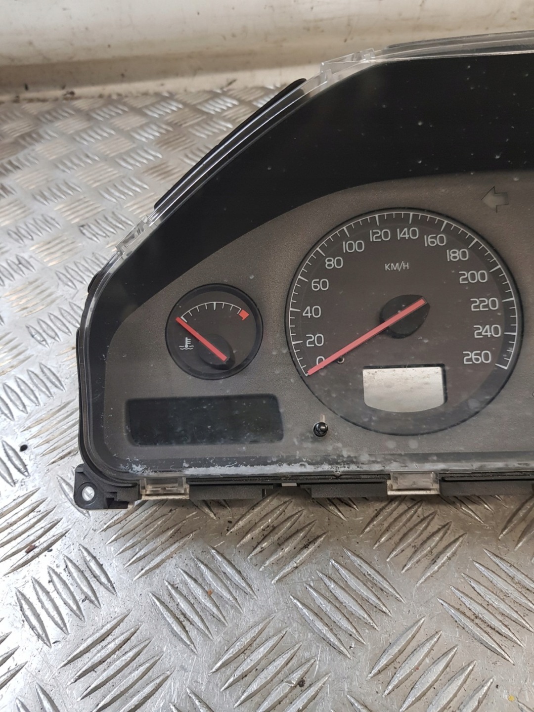 kilometar sat 9499668 VOLVO S60 i 2.4B 01R
