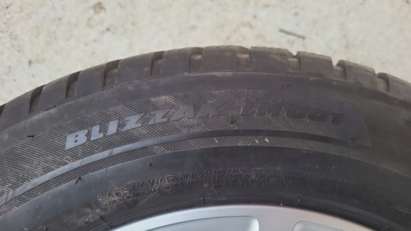 tyres winter BRIDGESTONE 225/60 R17 16 TYDZ 2021 ROK