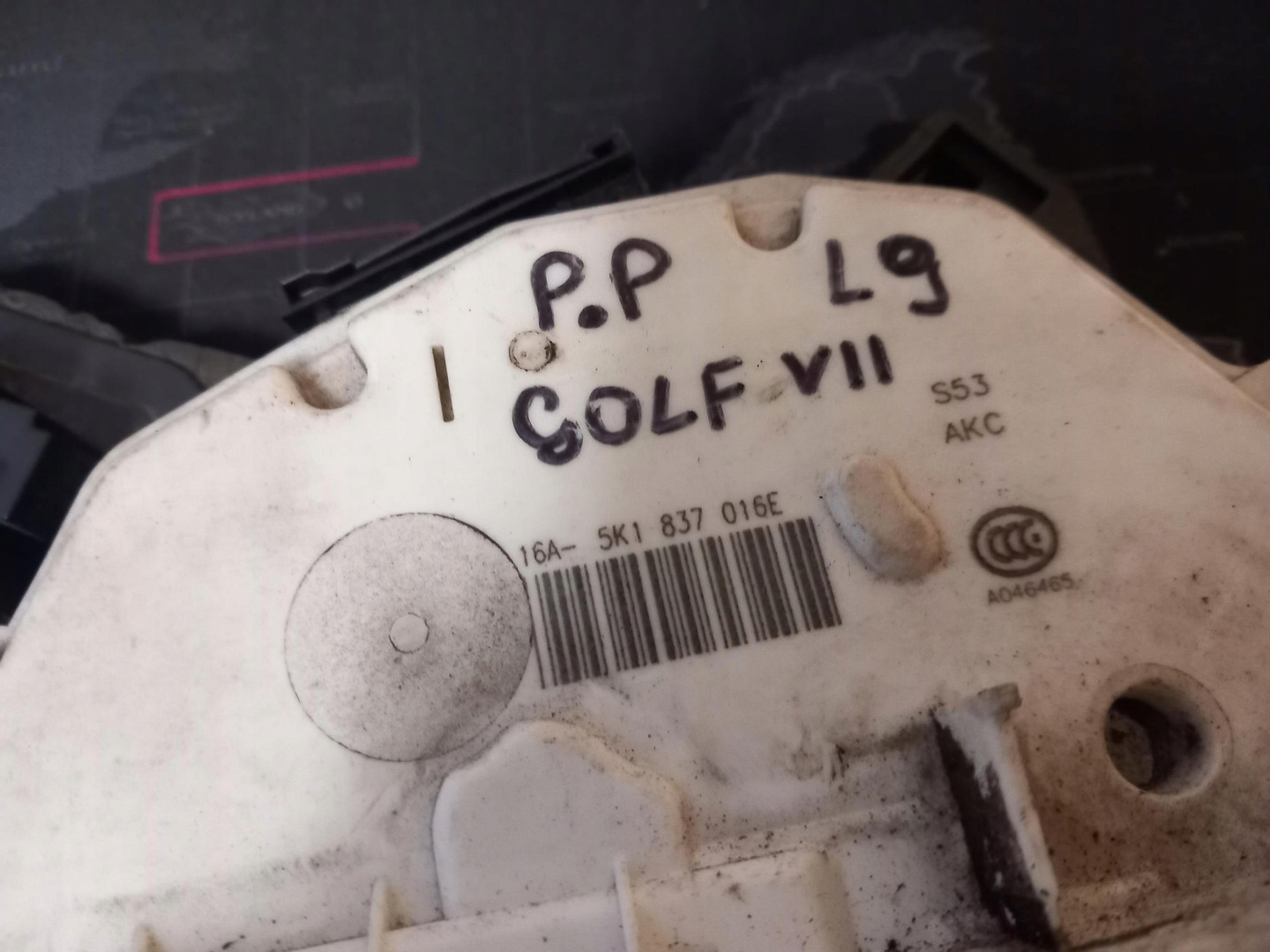 lock door right front VW GOLF VII 5K1837016E 12-20