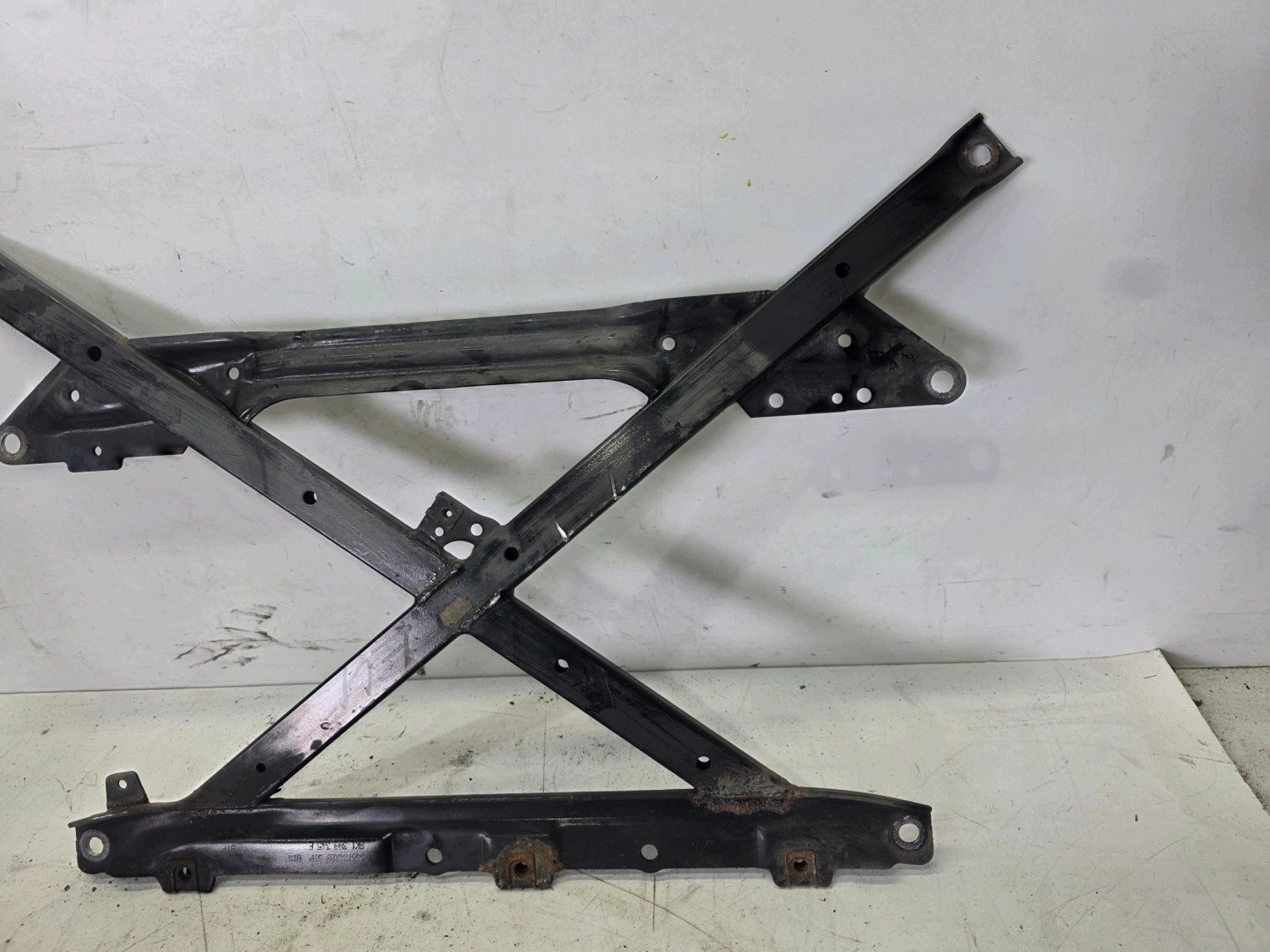 croix traverse support moteur AUDI A4 B8 A5 8T Q5 8K1399345E