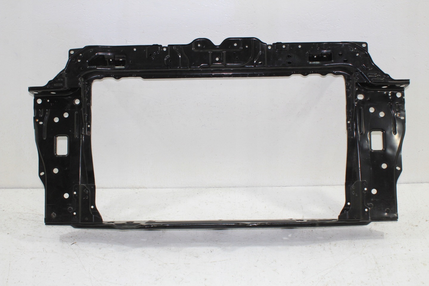 Hyundai ix20 support panel for radiators pillar iron