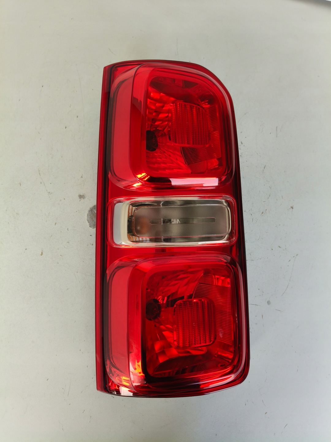 Licht links hinten CITROEN JUMPY EXPERT PROACE 16