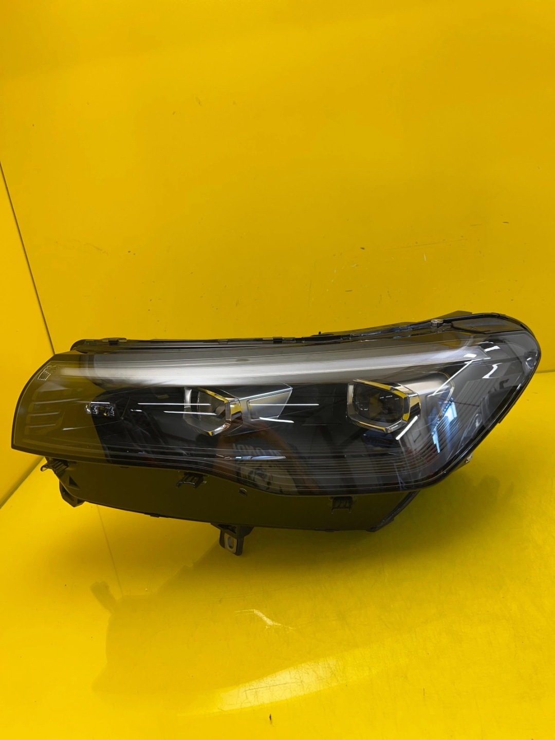 light front left VW Tiguan III Full Led 572941035C