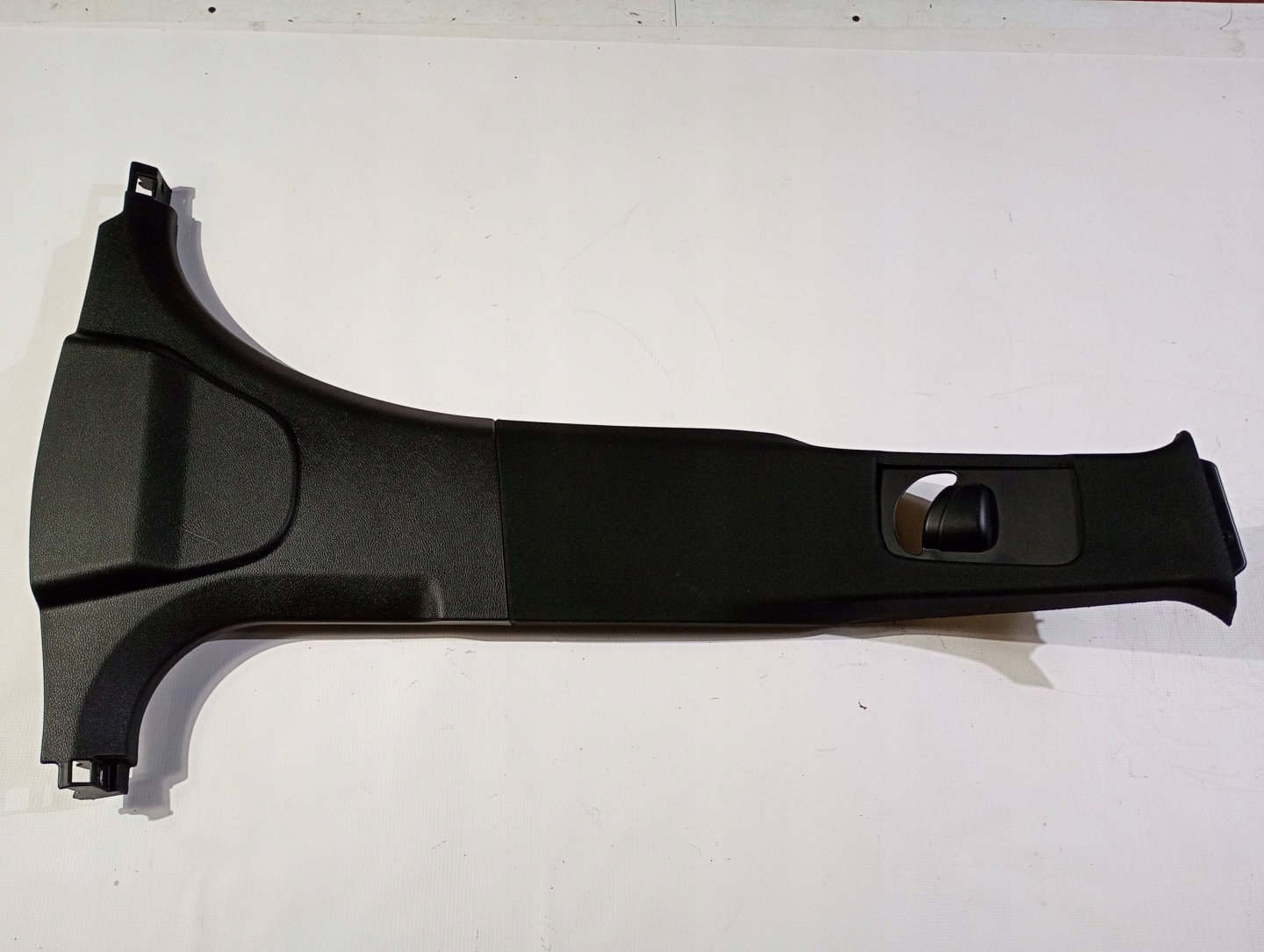 cover side panel slupka B right Dodge Charger 2015