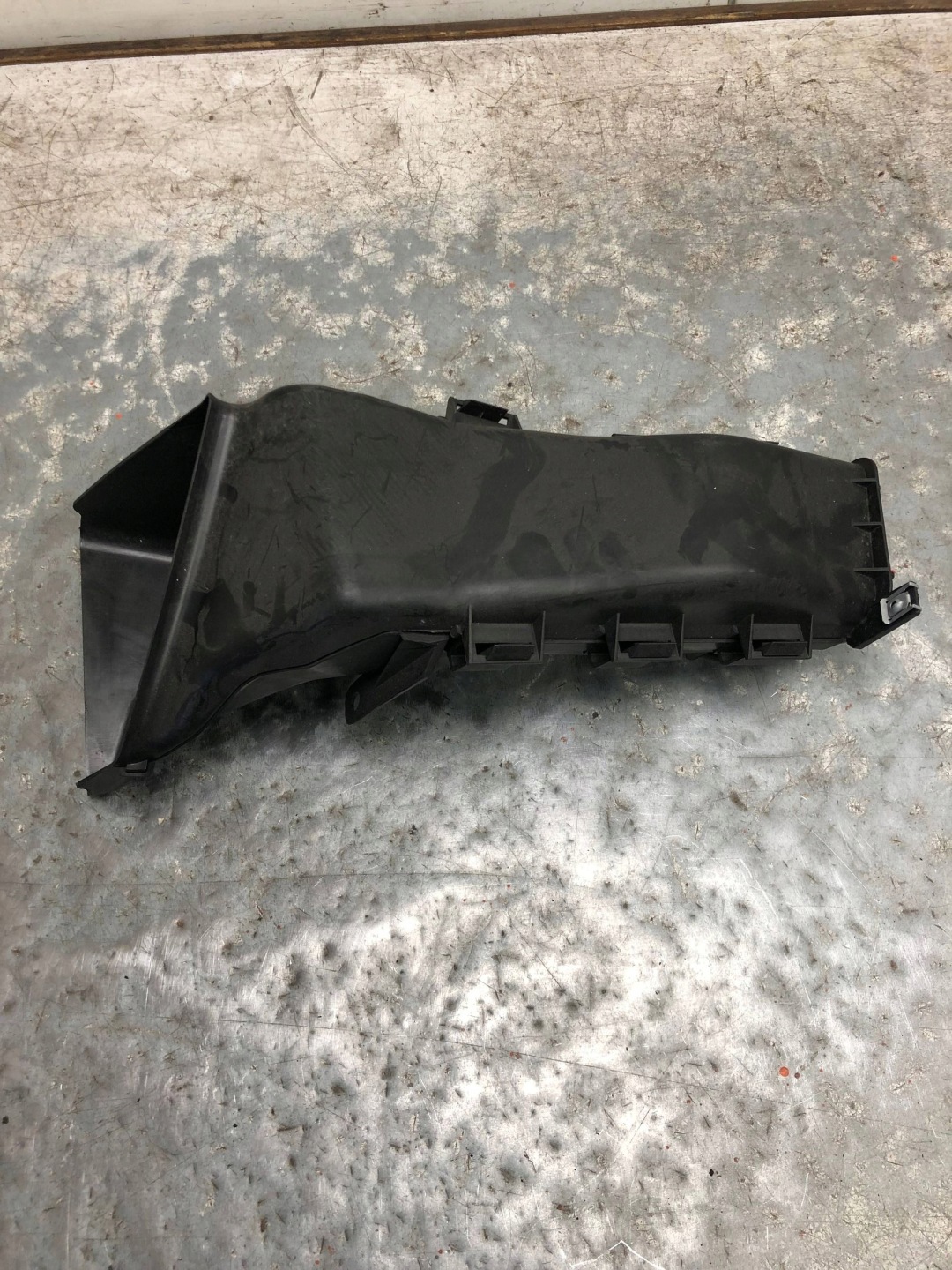 intake air hose BMW E92 8045361