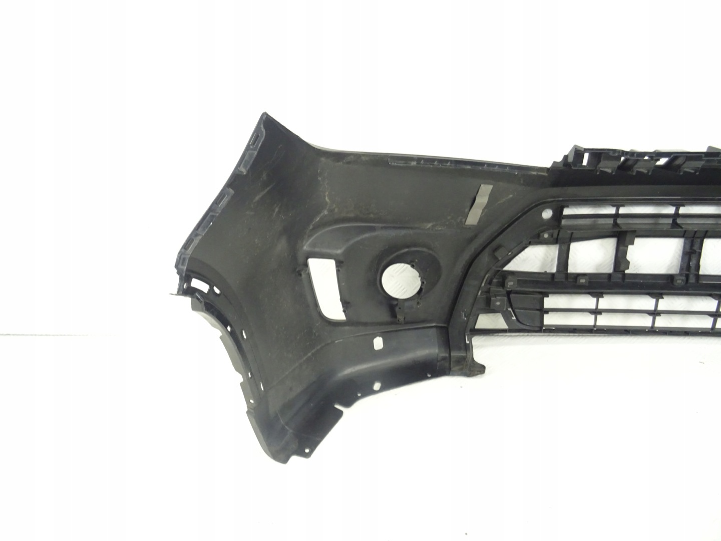Suzuki Vitara II 2 15-18 bumper front